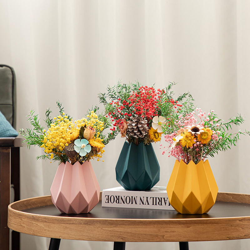 Nordic Folding Paper Ceramic Vase Creative Minima Living Room Flower Arrangement Small Vase Swing Pieces Delicately Dried Flower Decorations