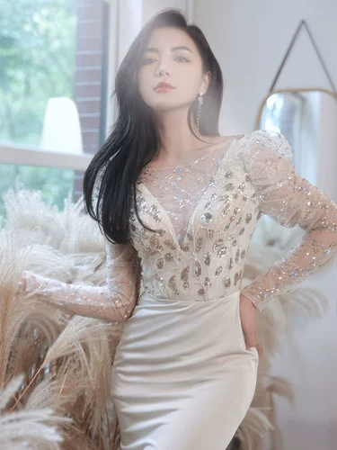 Элитное вечернее платье, цвета шампанского, коллекция 2023, крой «рыбий хвост»