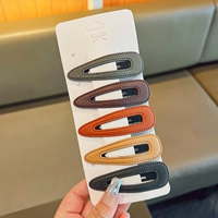 6 # набор из 5 предметов в форме треугольника темного цвета