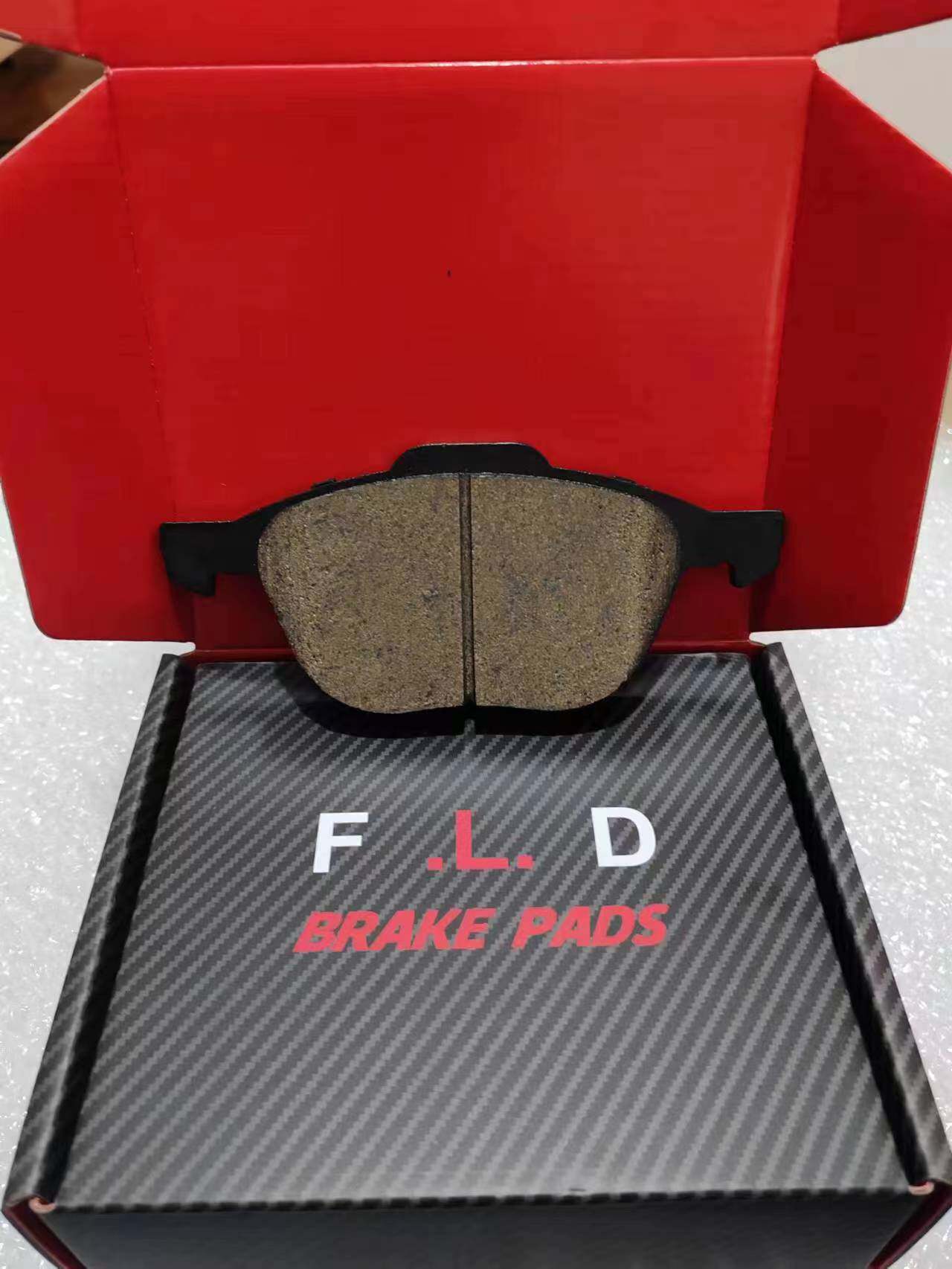 Hanshenglong Brake Discs Are Suitable for Volkswagen, Toyota, Honda, Nissan, Roewe, Hyundai, and Geely. Buy the Discs and Get Brake Pads for Free