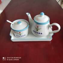 Lanzhou ramen new blue sky white cloud series vinegar pot pepper box chassis ceramic three-piece set more than 10 sets