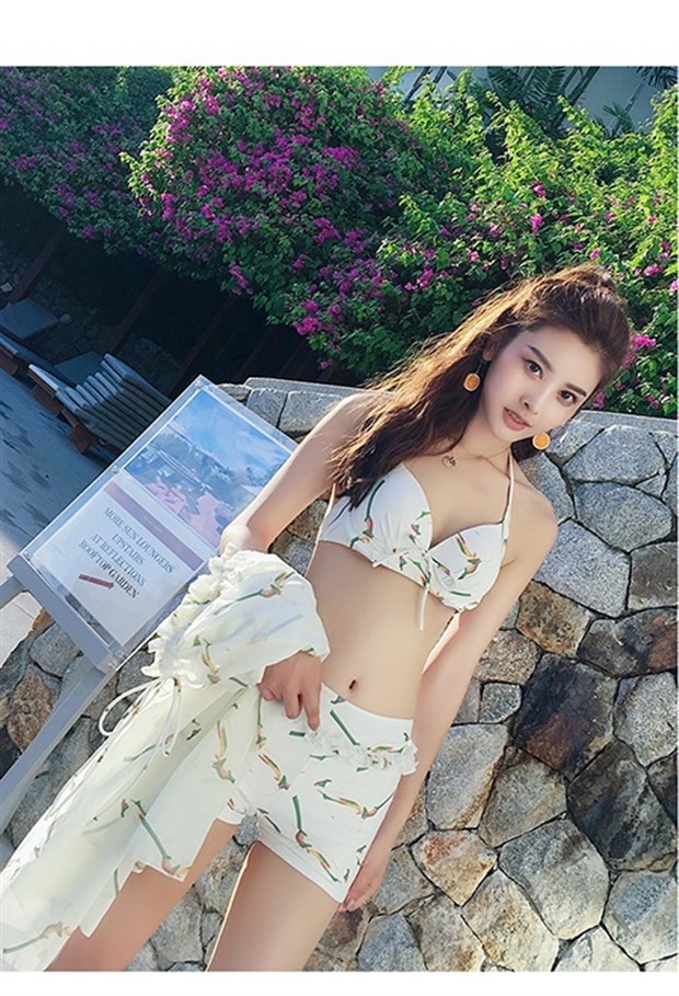 2019 mới mùa xuân nóng bỏng của phụ nữ áo tắm ba mảnh váy ngực nhỏ bikini cặp vợ chồng mùa xuân nóng quần tụ tập áo tắm - Vài đồ bơi 	đồ đôi đi biển chụp hình cưới	