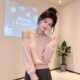 Pink Off-Shoulder Long-Sleeved Sweater for Women, New Spring Style, Sweet and Age-Reducing, Casual, Loose, Slimming, Off-Shoulder, Elegant Knitwear