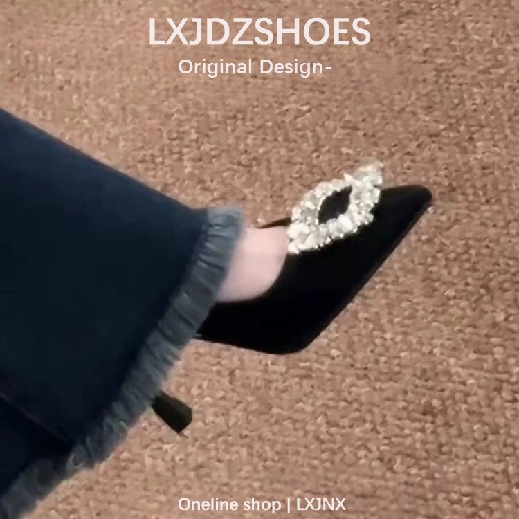French Rhinestone High-Heeled Shoes 2026 New High-End Black Suede Stiletto Professional Work Shoes That Are Not Tiring for the Feet