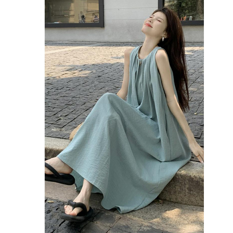 French-Style Pleated Sleeveless Dress for Women, Summer Lazy Style Loose Tank Top Long Dress, Seaside Vacation Beach Dress French-Style Pleated Sleeveless Dress for Women, Summer Lazy Style Loose Tank Top Long Dress, Seaside Vacation Beach Dress
