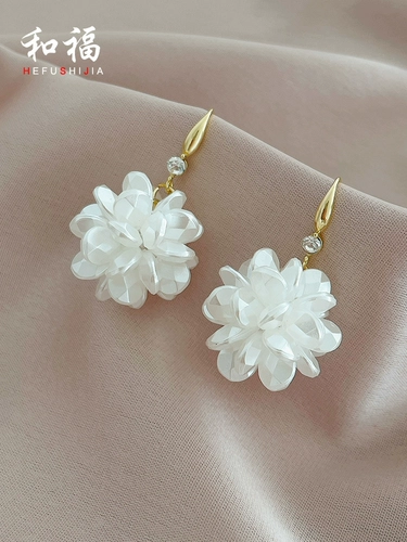 Серьги, яркий броский стиль, в цветочек, изысканный стиль, легкий роскошный стиль