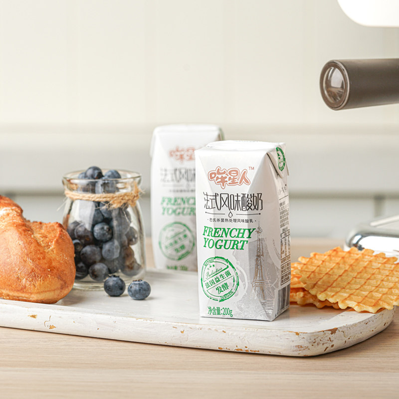 认养一头牛 哞星人 法国益生菌种发酵酸奶 200g*16盒 聚划算+天猫优惠券折后￥59.9包邮（￥69.9-10）88VIP会员可再95折