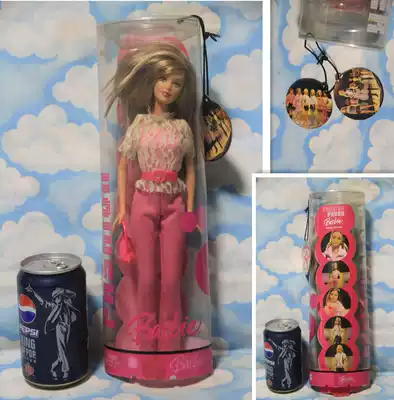 Barbie out-of-print old baby fashion model catwalk show box is damaged