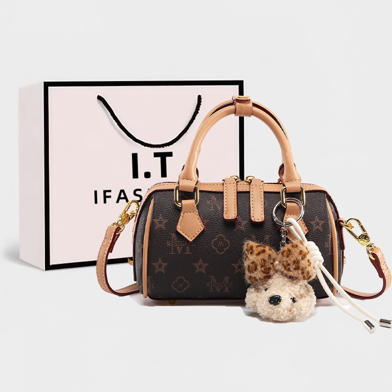 Hong Kong It Store Genuine Product This Year's Trendy Color-Block Boston Bag 2026 New High-End Mini Pillow Bag
