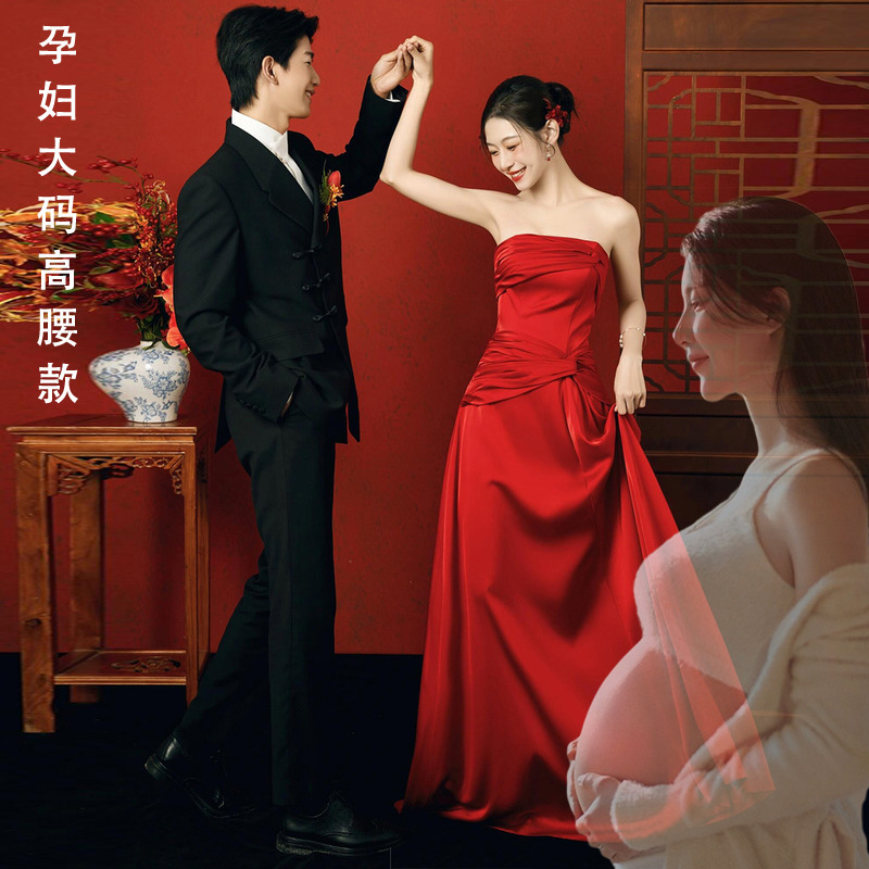 Simple Red Robe in Large Size for Plus-Size Women, Vintage French-Style Strapless Dress for Toasting, Bride, Pregnant Woman, Engagement, Homecoming Banquet Dress