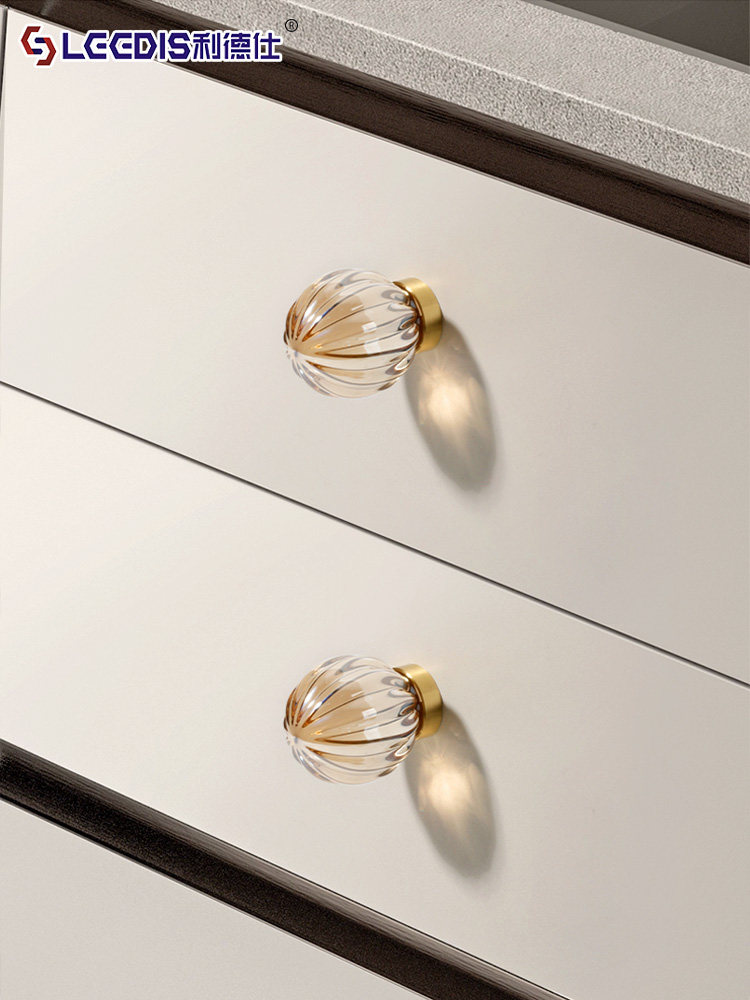 Modern Minimalist Light Luxury Crystal Dove Egg Cabinet Door Wardrobe Handle High-End Drawer Cabinet Brass Single-Hole Door Handle