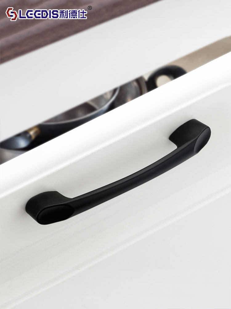 American-Style Black Wardrobe Cabinet Drawer Handle, Modern Minimalist Concealed Handle, European-Style Cabinet Door Single-Hole Small Handle