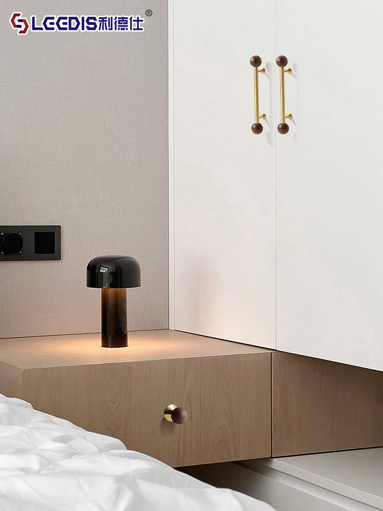 French-Style Vintage Cabinet Door Drawer Brass Handle Walnut Round Ball Antique Silver Cabinet Wardrobe Handle