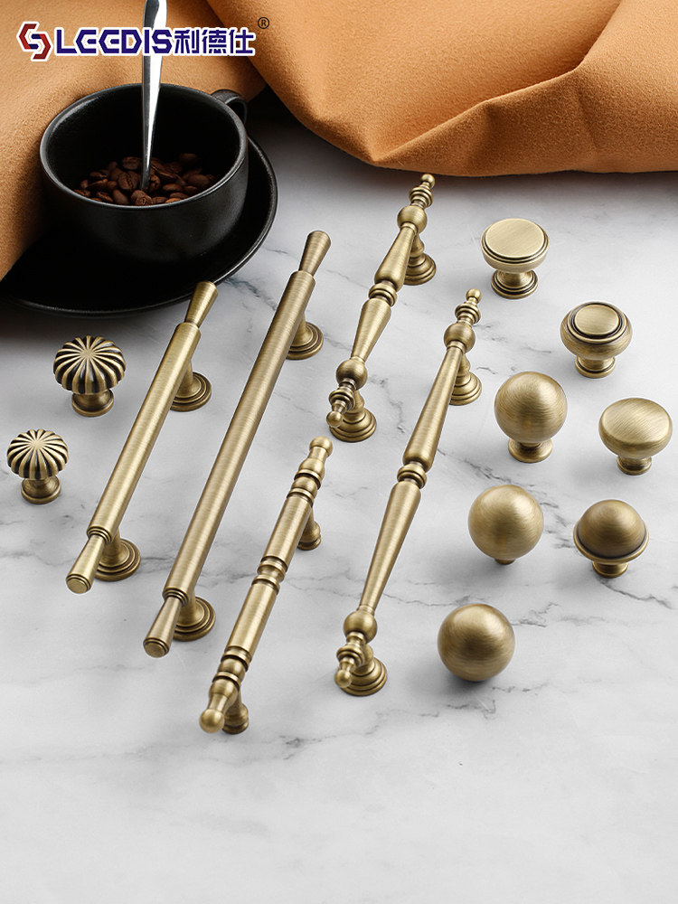 Bronze-Colored Brass Vintage Cabinet Door Wardrobe Handle, Antique-Style French Light Luxury Faux Antique Single-Hole Cabinet Drawer Handle