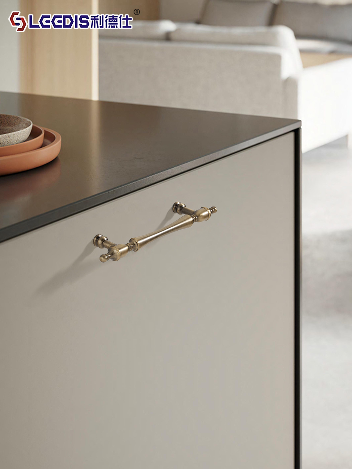 Light Luxury Bronze-Colored American-Style Cabinet and Shoe Cabinet Door Handle, Antique-Style French Wardrobe Drawer Retro Small Handle, Single Hole