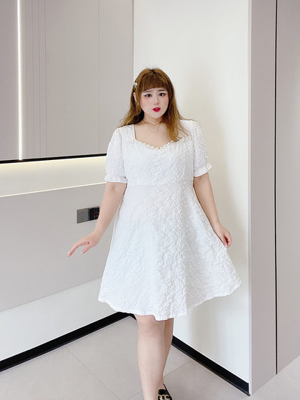 韩版轻奢钉珠甜美通勤气质240斤大码女装小香显瘦闺蜜长款连衣裙