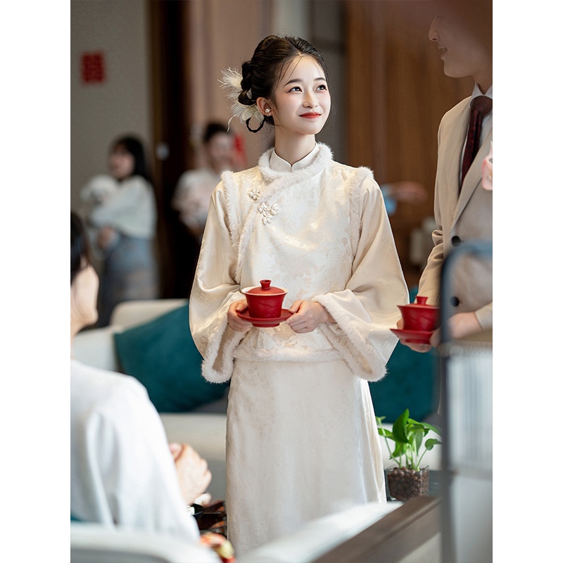 Cheongsam Suit, Toast Dress, Bride's Autumn and Winter Velvet Vest, New Chinese Style Engagement Banquet Dress, High-End Dress Cheongsam Suit, Toast Dress, Bride's Autumn and Winter Velvet Vest, New Chinese Style Engagement Banquet Dress, High-End Dress