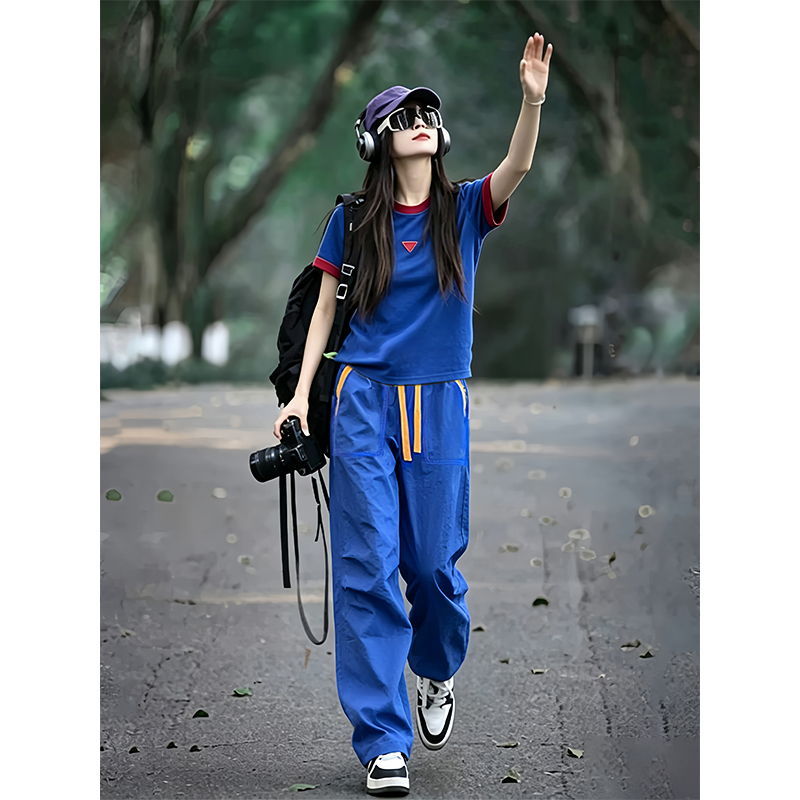 Blue Casual Sports Hiking Suit for Women, New Summer Style, Stylish and Age-Reducing, Contrasting Color Short-Sleeved Wide-Leg Pants Two-Piece Set Blue Casual Sports Hiking Suit for Women, New Summer Style, Stylish and Age-Reducing, Contrasting Color Short-Sleeved Wide-Leg Pants Two-Piece Set