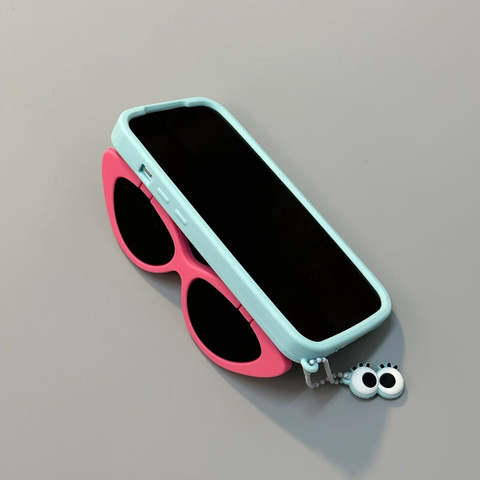 Funny Illustration Silicone Folio Flip Stand Heatsink – Pro/Plus/Max/Air – 17, 16, 15, 14, 13, 12 iPhone Case