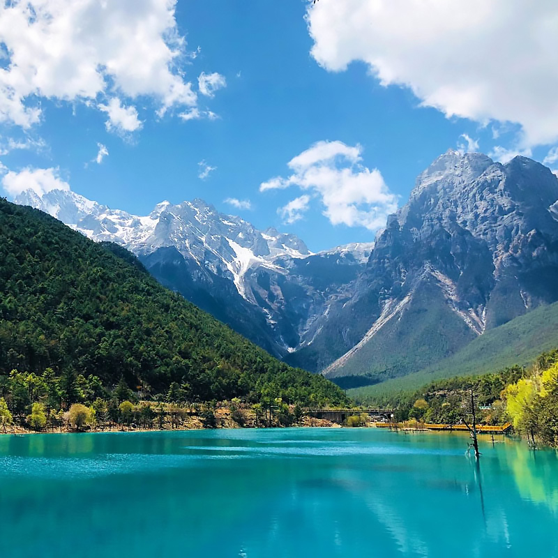 广东飞云南旅游纯玩团：一场深度探索之旅