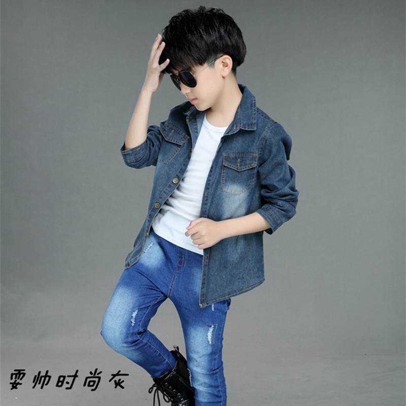 Chàng trai denim áo sơ mi dài tay áo khoác mới vừa trẻ em bông đầu giản dị siêu lửa phiên bản lớn của chàng trai mùa thu váy