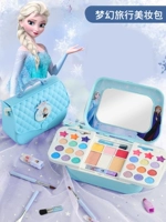 Ледяная и снежная мечта о красотой сумке путешествия