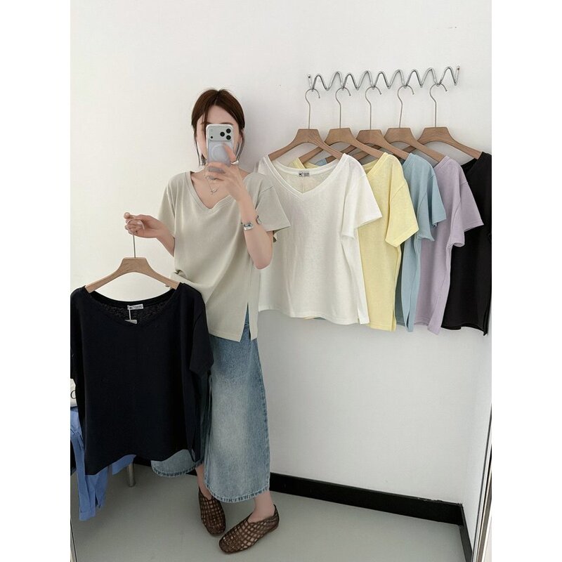 82099-Designed V-Neck Clean-Cut Short-Sleeved T-Shirt