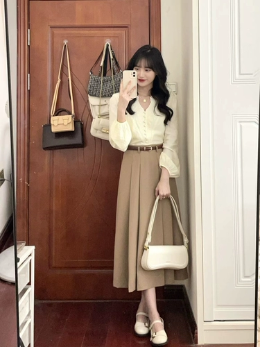 Летний пиджак классического кроя, летняя юбка в складку, французский стиль, коллекция 2023, изысканный стиль