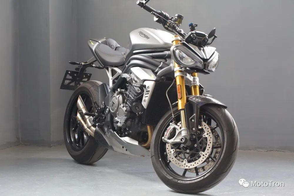 MOTO TRON applies to the Triumph Great Frog 1200RS retrofit with elevated down-to-horn protective cover anti-Taobao