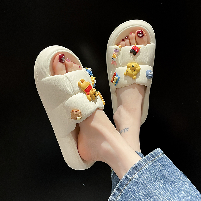 2026 New Style soft sole Cartoon Cute Bear Flip-Flops for Women, Thick-Soled Summer Outdoor Wear, Beach Non-Slip Sandals