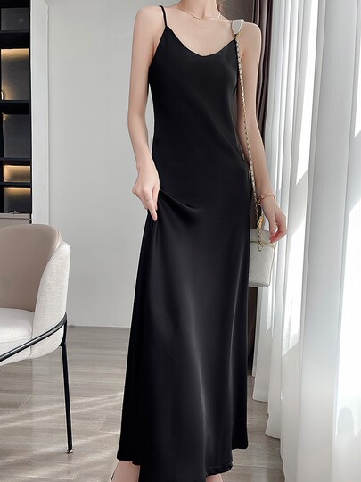 French elegant lady suspender dress women's summer 2023 new style waist slimming high-end black long skirt