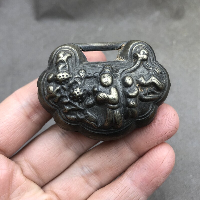 Ancient play miscellaneous card shoes Pieces Brass sheet Silver Pendant Home Craft Decorations Handlebar pieces