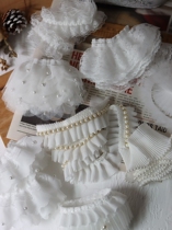 A roll of 9 m lace handmade fabric sofa curtain sewing fabric lace accessories