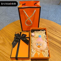 Брикет из меха кролика рекса, кулон-утка, розовый [оранжевая подарочная коробка + подарочный пакет]