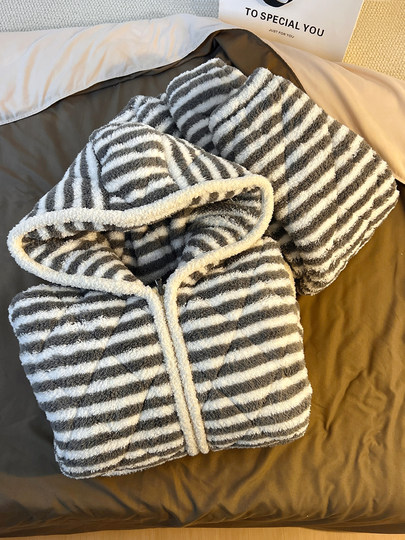 Striped coral velvet pajamas for women winter 2025 new high-end hooded three-layer quilted thickened warm home clothes