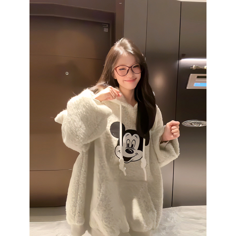 Korean Dongdaemun Mickey Print Lamb Wool Sweatshirt for Women 2026 Autumn and Winter New Style Mid-Length Loose Thickened Top Korean Dongdaemun Mickey Print Lamb Wool Sweatshirt for Women 2026 Autumn and Winter New Style Mid-Length Loose Thickened Top