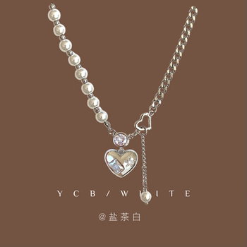 Downton’s daughter’s temperament necklace is so versatile!