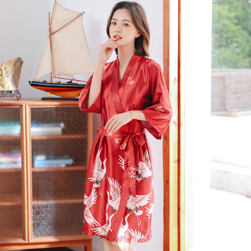 Sleepwear Woman Spring Autumn Sexy Morning Gown Bridal Bridal Bridal Harness Ice Silk Sleeping Dress Emulation Silk Lady Thin sleeping robe