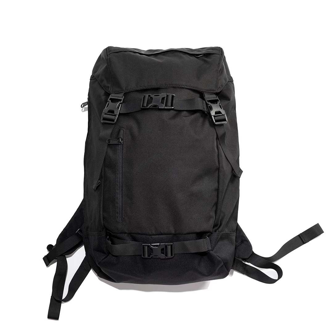 日版标黑户外商务通勤登山防水28L双肩背包 PRE-HAB Backpack