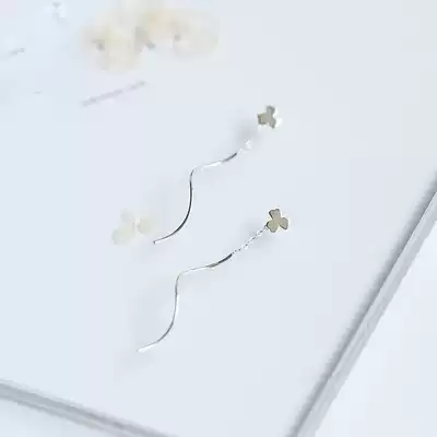 Sterling silver clover wave earrings tassel earrings short drop earrings literary sweet simple Korean student small earrings