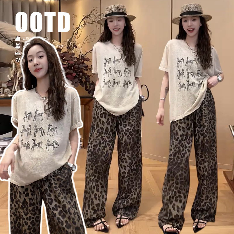 Maternity Wear Summer New Style Lazy Style Loose T-Shirt Leopard Print Drapey Belly-Supporting Wide-Leg Pants Two-Piece Set Trendy Maternity Wear Summer New Style Lazy Style Loose T-Shirt Leopard Print Drapey Belly-Supporting Wide-Leg Pants Two-Piece Set Trendy