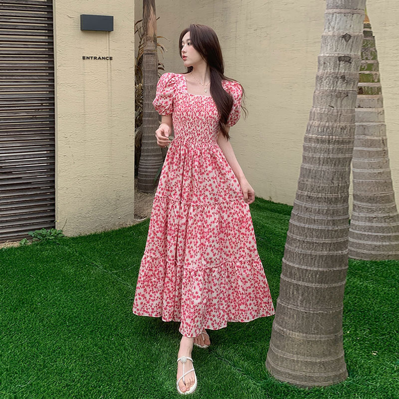Plus-Size Korean-Style Vacation-Style Fresh Square-Neck Short-Sleeve Floral Dress for Women, Summer 2025, Waist-Cinching Slimming Long Dress