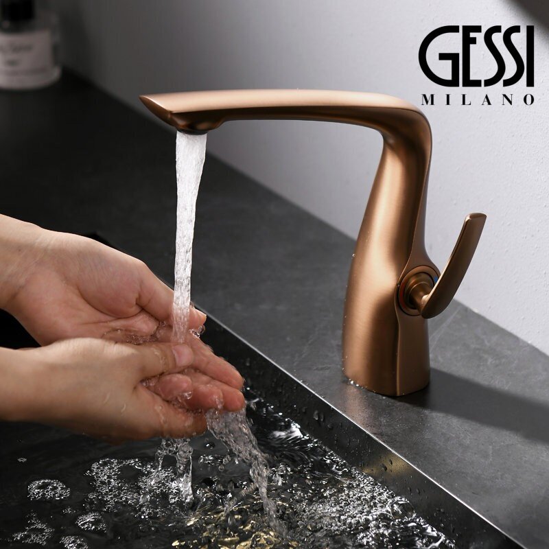 Italian Gessi Minimalist Swan Luxury All-Copper Hot and Cold Bathroom Sink Faucet Brushed Rose Gold Italian Gessi Minimalist Swan Luxury All-Copper Hot and Cold Bathroom Sink Faucet Brushed Rose Gold