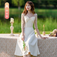 Цвета шампанского, средней длины