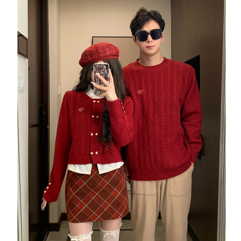 Couple Outfits for Autumn and Winter 2026, New Korean Style Lazy Style Red Sweater Set, Super Popular, High-End Niche Knitwear