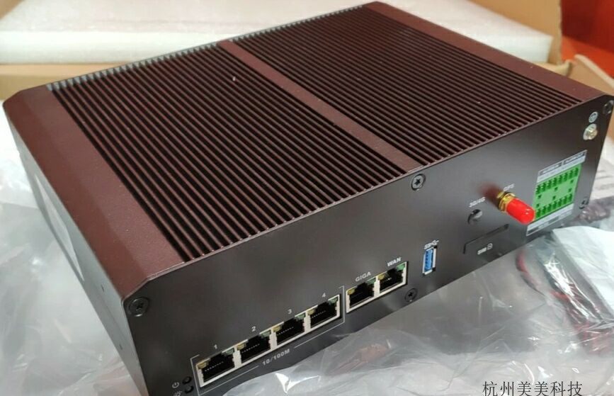 Dahua DH-ITSE0400-GN5B-B 4 Road Smart Terminal Management Box Dahua Traffic Terminal Management Box-Taobao