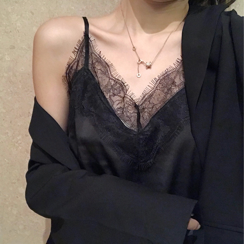 Black Sexy Lace Camisole for Women, New Spring and Autumn European Style Popular Top, Inner Layer for Suits