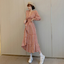 Terrier orange dress French 2021 New Net red dress women fairy gentle wind long sleeve spring and autumn V collar