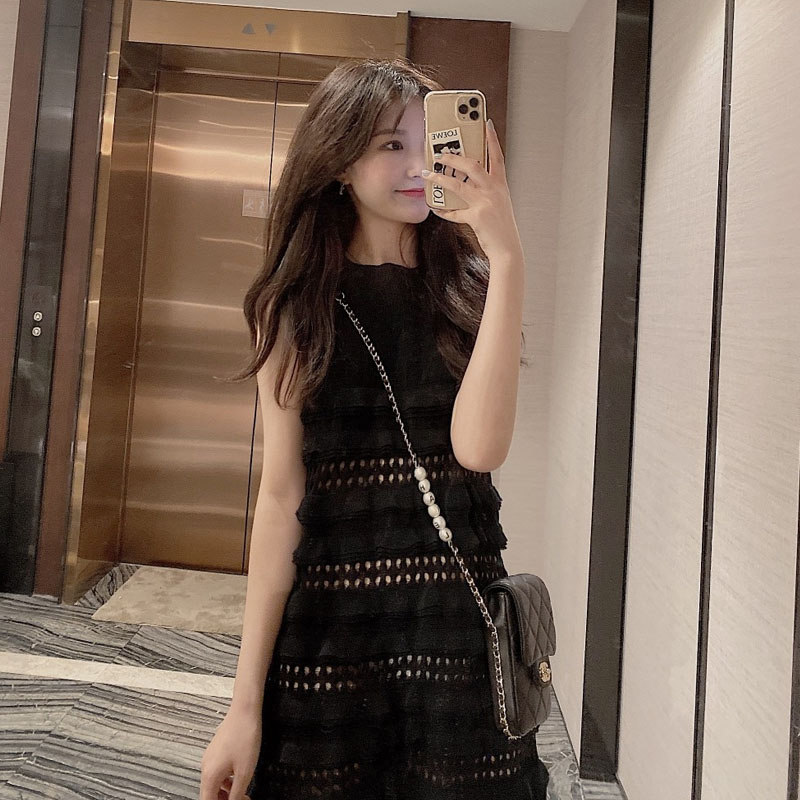 Gentle wind design sense niche dress first love age reduction 2022 new small light luxury women's dress summer