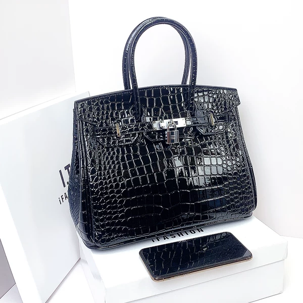 Товары от 香港专柜女包折扣店